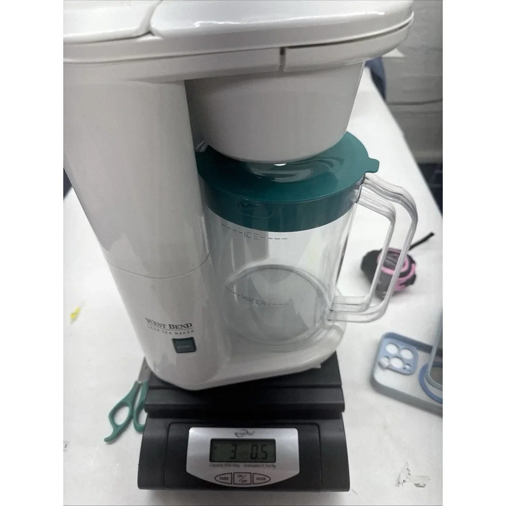 West Bend 2-QT Electric Iced Tea Maker White Model 6050E TESTED AND WORKING